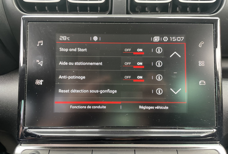 Citroën C3 Aircross 1.2 110 Shine * 1ère main / Caméra / CarPlay / Clim / Seulement 21500 km 
