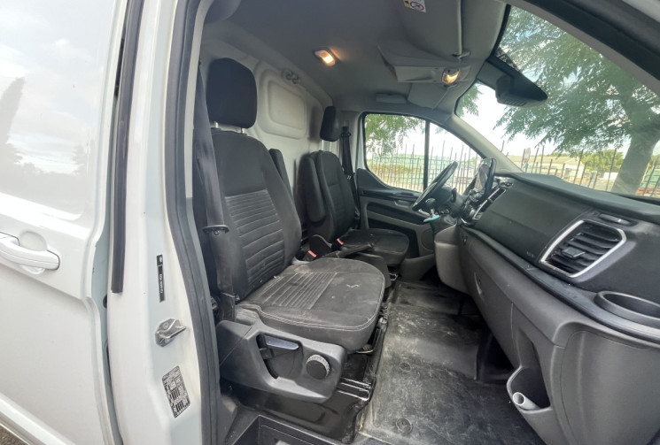 Ford TRANSIT CUSTOM FG LIMITED