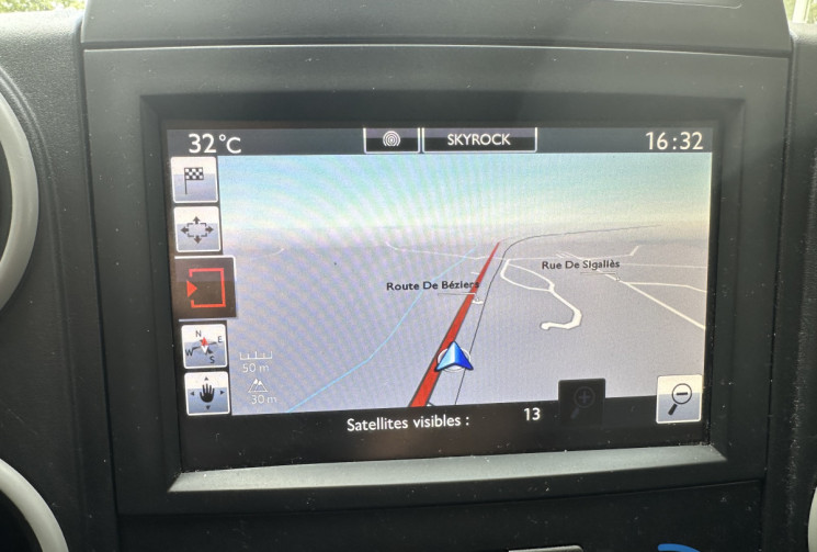 Citroën Berlingo Business L1 600kg 1.6 HDi 90 ch / Attelage / Carplay / Camera