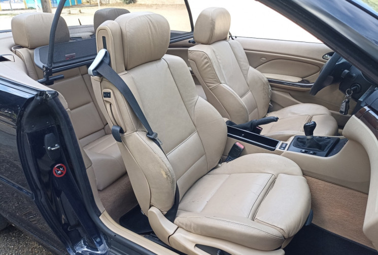 BMW Série 3 Cabriolet E46 - 318 CI 143 CH - Nbrx frais récents