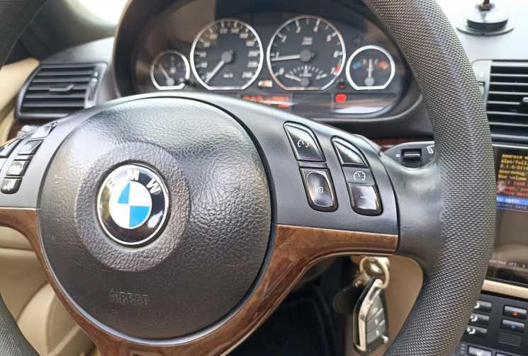 BMW Série 3 Cabriolet E46 - 318 CI 143 CH - Nbrx frais récents