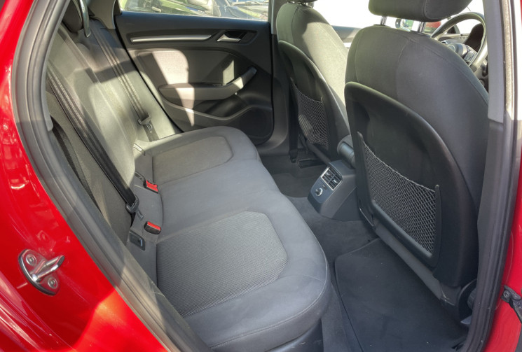 Audi A3 SPORTBACK 30 TDI 116ch Business line BVM6 * Kit distri OK*