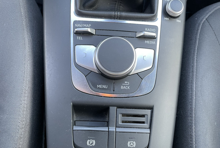 Audi A3 SPORTBACK 30 TDI 116ch Business line BVM6 * Kit distri OK*