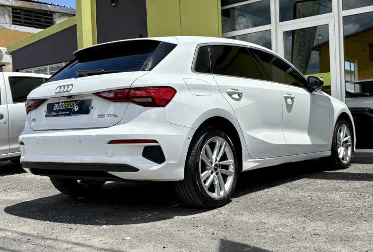 Audi A3 SPORTBACK 35 1.5 TFSI 16V GPF Mild Hybrid S Tronic 7 S&S 150 cv Boîte auto // Première main