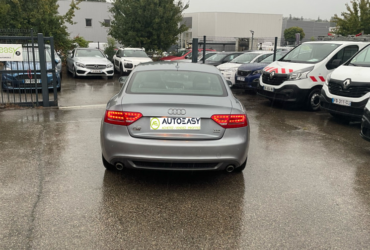 Audi A5 V6 3.0 TDI / 240 CH / S LINE