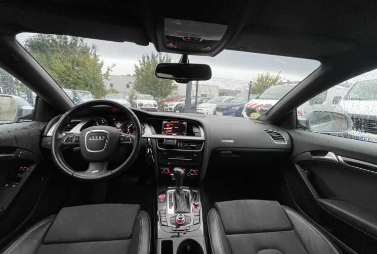 Audi A5 V6 3.0 TDI / 240 CH / S LINE