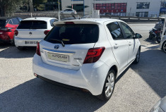 Toyota Yaris III (2) HYBRID 100H DESIGN 5P * ENTRETIEN TOYOTA * BATTERIE NEUVE * GPS * CAMERA