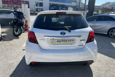 Toyota Yaris III (2) HYBRID 100H DESIGN 5P * ENTRETIEN TOYOTA * BATTERIE NEUVE * GPS * CAMERA