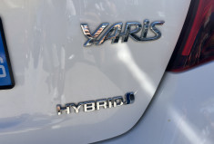 Toyota Yaris III (2) HYBRID 100H DESIGN 5P * ENTRETIEN TOYOTA * BATTERIE NEUVE * GPS * CAMERA