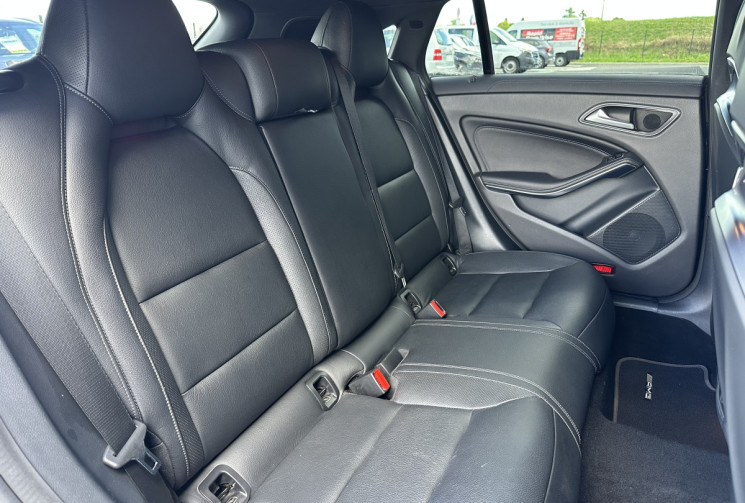 Mercedes CLA SHOOTING BRAKE 45 AMG 4MATIC 7G-DCT 360 cv - RECARO - HARMAN KARDON