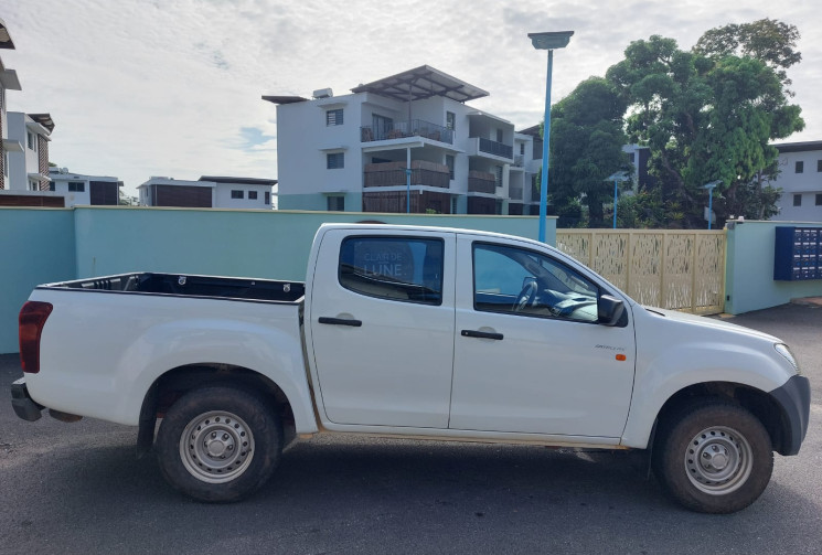 Isuzu D-MAX 2.5 TD 163 Space Satellite A/C 4x4 // Première main // Bon état