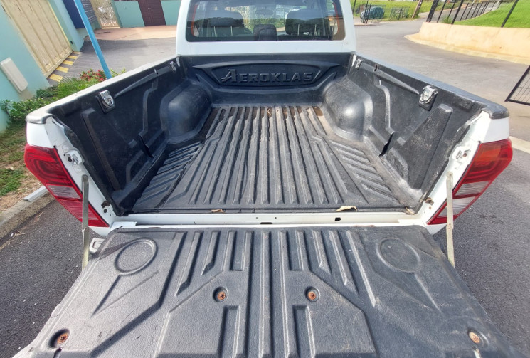 Isuzu D-MAX II 2.5 TDI 4WD Pickup double cabine 163 cv // Première main // Bon état