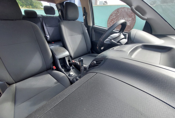 Isuzu D-MAX II 2.5 TDI 4WD Pickup double cabine 163 cv // Première main // Bon état