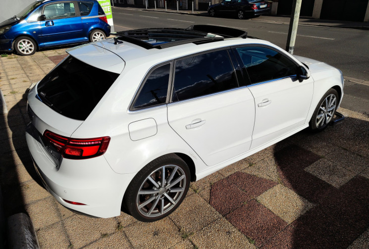 Audi A3 SPORTBACK 40 TFSIe Design Luxe / SUIVI AUDI 