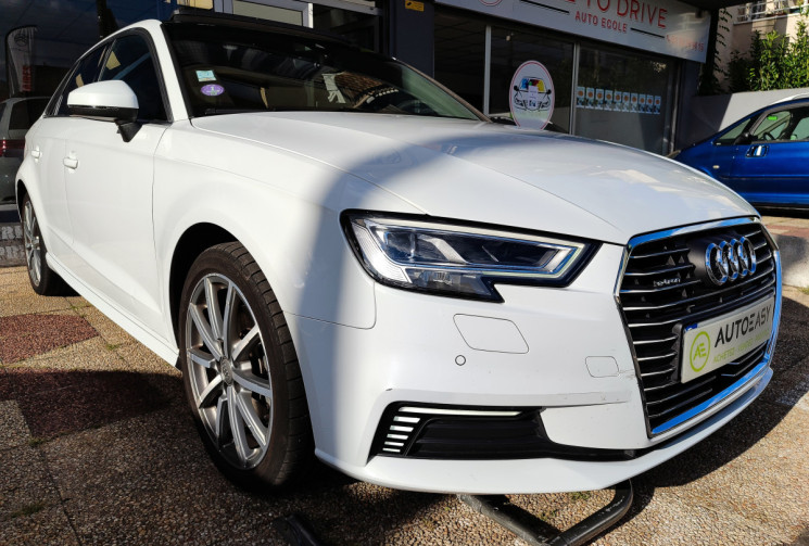 Audi A3 SPORTBACK 40 TFSIe Design Luxe / SUIVI AUDI 