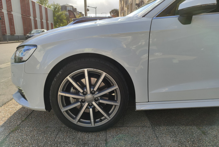 Audi A3 SPORTBACK 40 TFSIe Design Luxe / SUIVI AUDI 