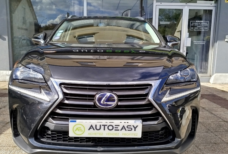 Lexus NX 300h  LUXE 2.5 VVT-i 197 AWD E-CVT 155 cv Boîte auto