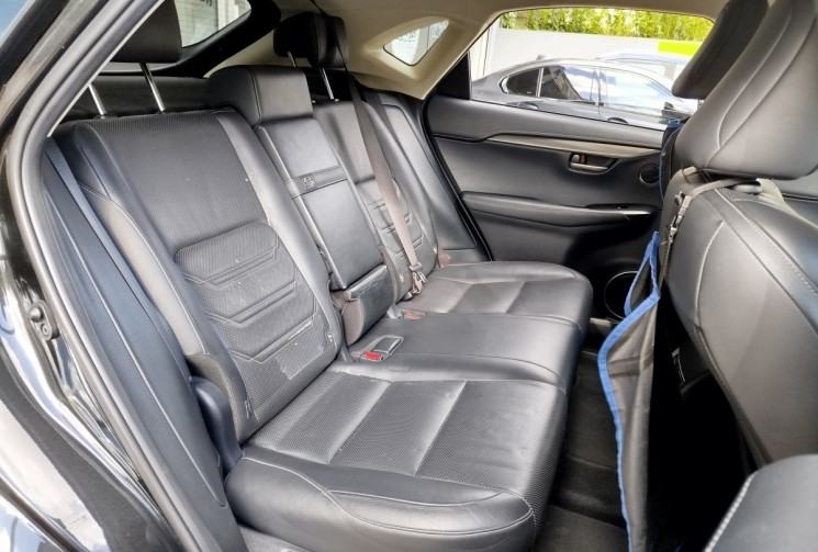 Lexus NX 300h  LUXE 2.5 VVT-i 197 AWD E-CVT 155 cv Boîte auto