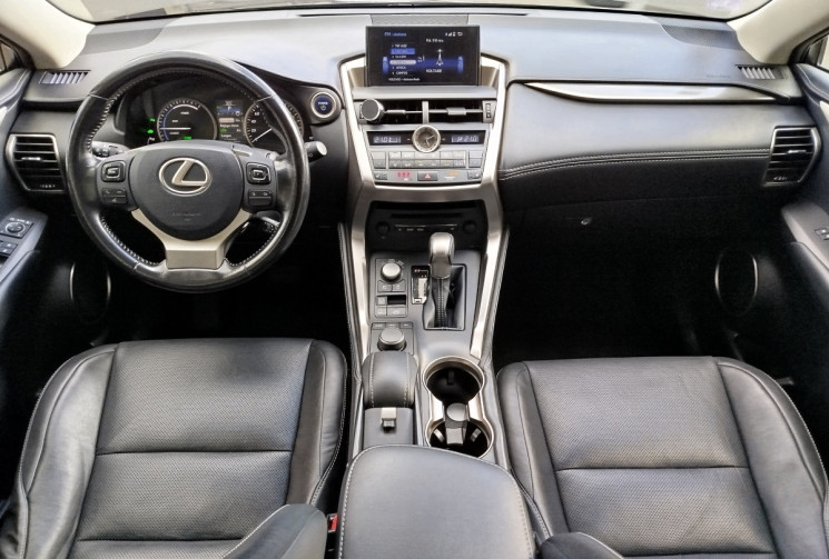 Lexus NX 300h  LUXE 2.5 VVT-i 197 AWD E-CVT 155 cv Boîte auto