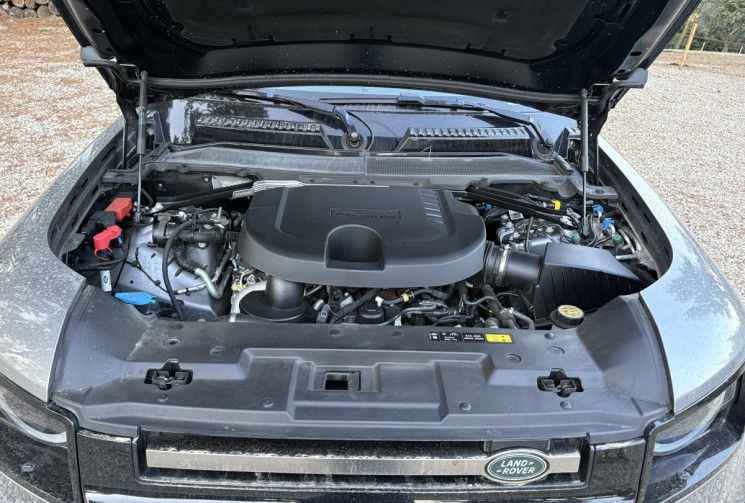 Land-Rover Defender 300 X Dynamic / 90 3portes / 6 cylindres / Super état / 
