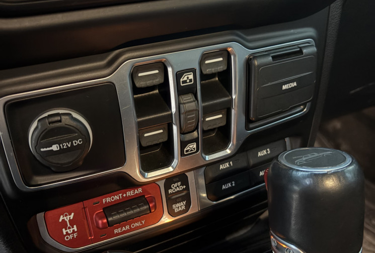 Jeep AUTRES Rubicon Gladiator 3.6 pentatstar V6 / UNIQUE / Cellule / tout équipe 
