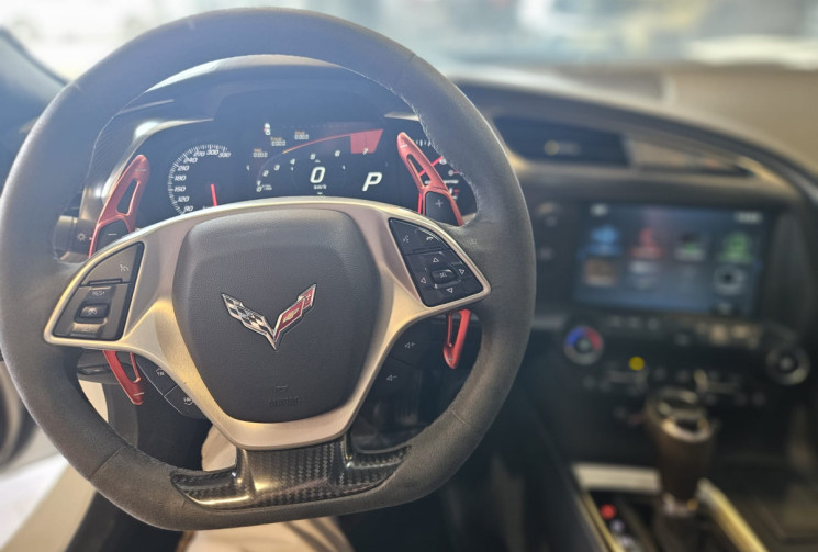 Chevrolet Corvette C7 VII 6.2 V8 466cv STINGRAY