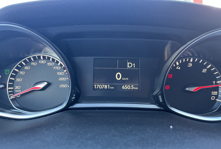 Peugeot 308 II 1.6 BlueHDi EAT6 S&S 120 cv Boîte auto