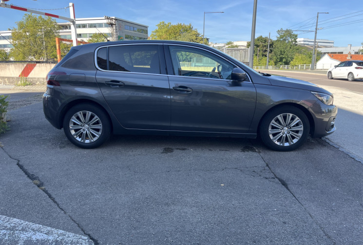 Peugeot 308 II 1.6 BlueHDi EAT6 S&S 120 cv Boîte auto