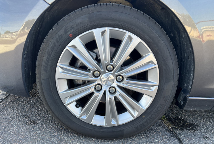 Peugeot 308 II 1.6 BlueHDi EAT6 S&S 120 cv Boîte auto