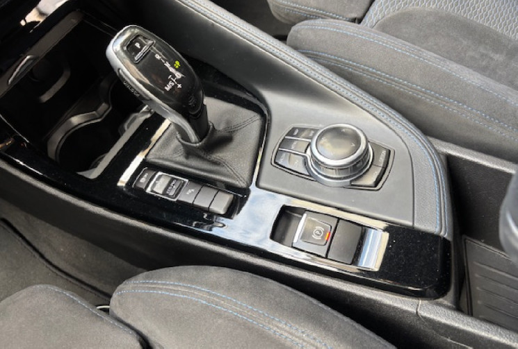 BMW X1 18d pack M sDrive 2.0d Steptronic 150 cv Boîte auto origien France 2eme Main / CAMERA / 