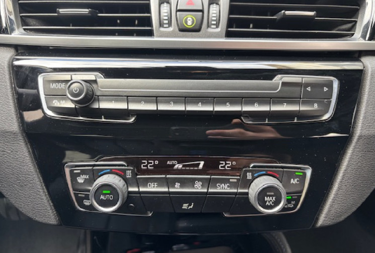BMW X1 18d pack M sDrive 2.0d Steptronic 150 cv Boîte auto origien France 2eme Main / CAMERA / 