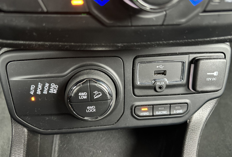 Jeep Renegade Phase 2 4Xe 1.3 i 16V GPF 190 Plug in Hybrid 4WD DCT6 S&S 130 cv Boîte auto
