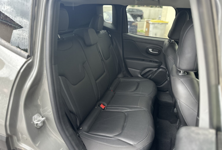 Jeep Renegade Phase 2 4Xe 1.3 i 16V GPF 190 Plug in Hybrid 4WD DCT6 S&S 130 cv Boîte auto