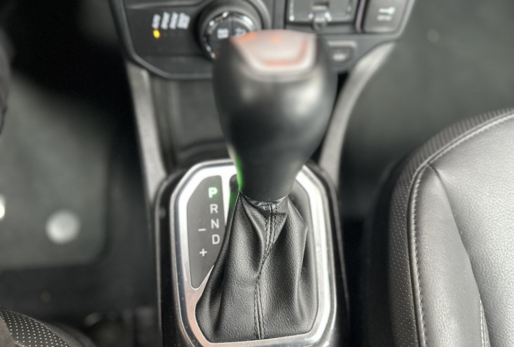 Jeep Renegade Phase 2 4Xe 1.3 i 16V GPF 190 Plug in Hybrid 4WD DCT6 S&S 130 cv Boîte auto