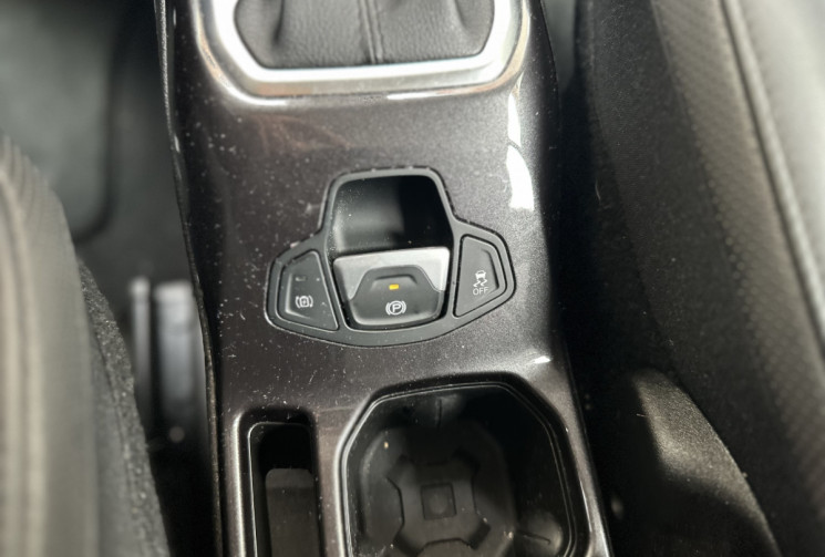 Jeep Renegade Phase 2 4Xe 1.3 i 16V GPF 190 Plug in Hybrid 4WD DCT6 S&S 130 cv Boîte auto