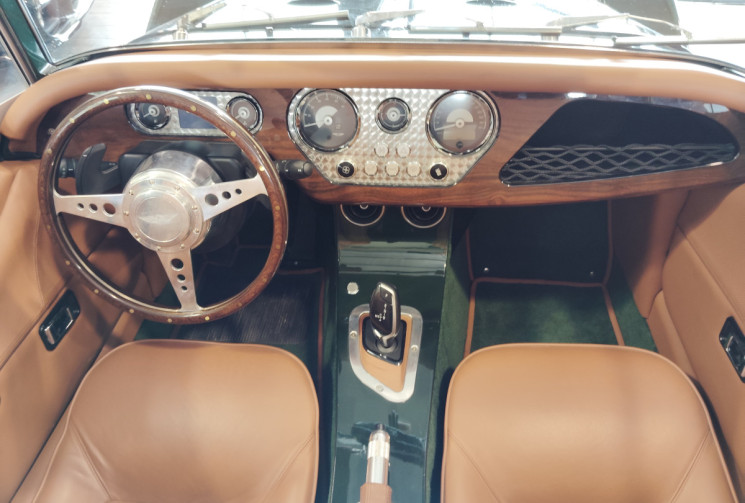 Morgan PLUS 4 PLUS FOUR 258cv