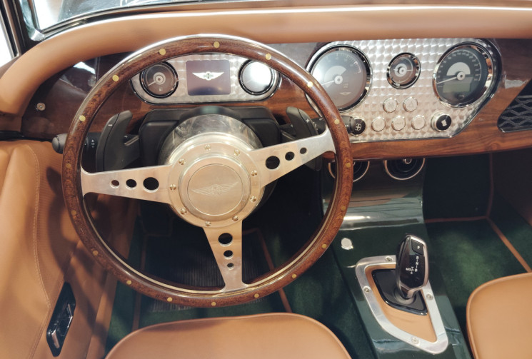 Morgan PLUS 4 PLUS FOUR 258cv
