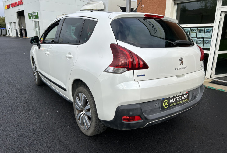 Peugeot 3008 Allure 1.6 BlueHDI 120 cv Distribution neuve