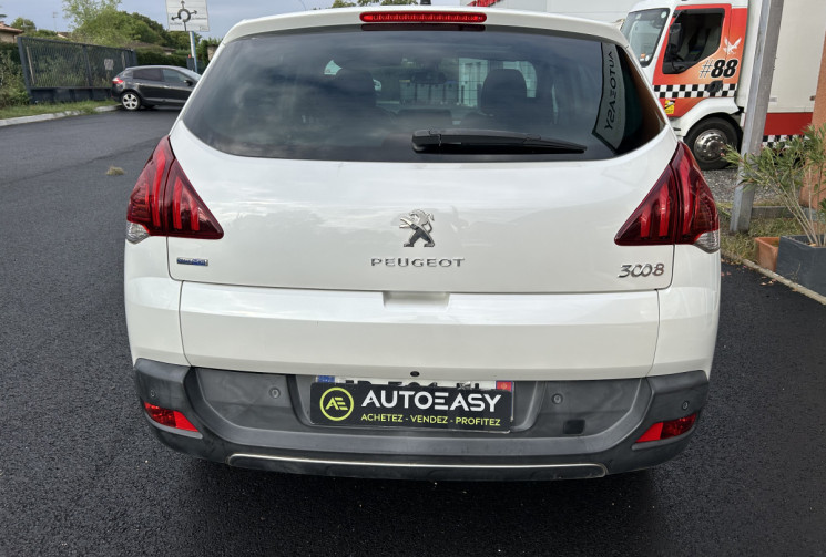 Peugeot 3008 Allure 1.6 BlueHDI 120 cv Distribution neuve