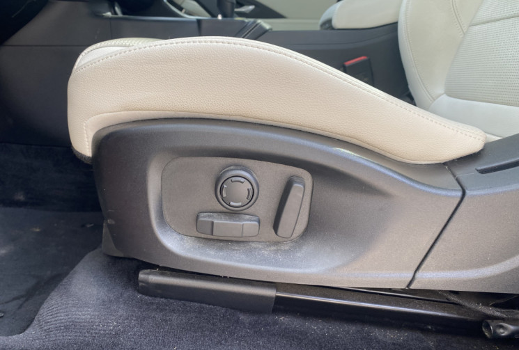 Jaguar E-Pace 2.0 D 16V AWD R-DYNAMIC SE 180 CH