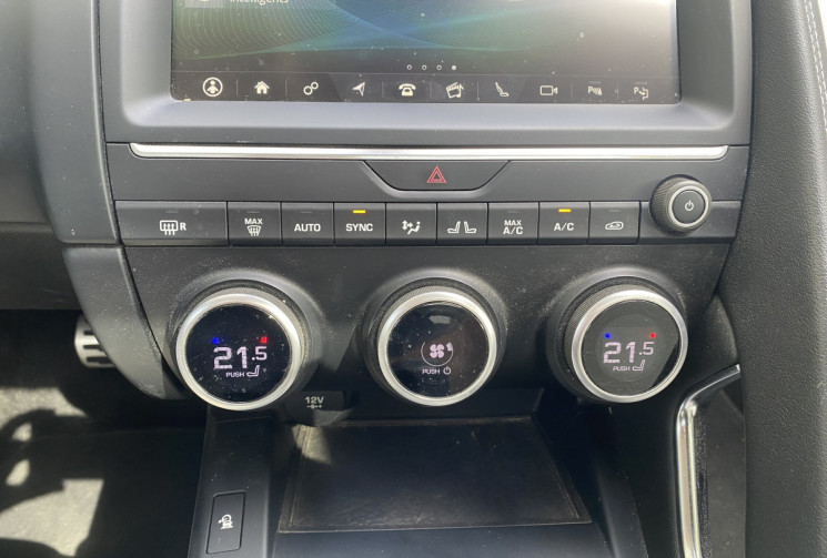 Jaguar E-Pace 2.0 D 16V AWD R-DYNAMIC SE 180 CH