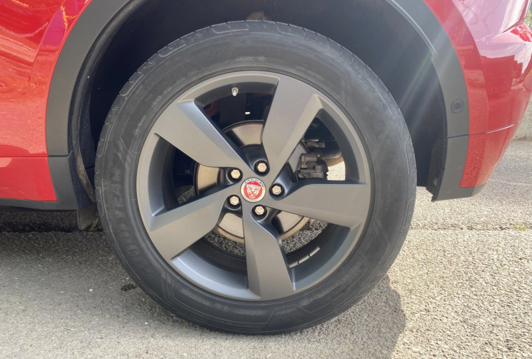 Jaguar E-Pace 2.0 D 16V AWD R-DYNAMIC SE 180 CH