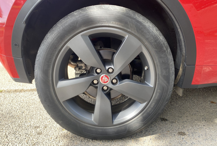 Jaguar E-Pace 2.0 D 16V AWD R-DYNAMIC SE 180 CH