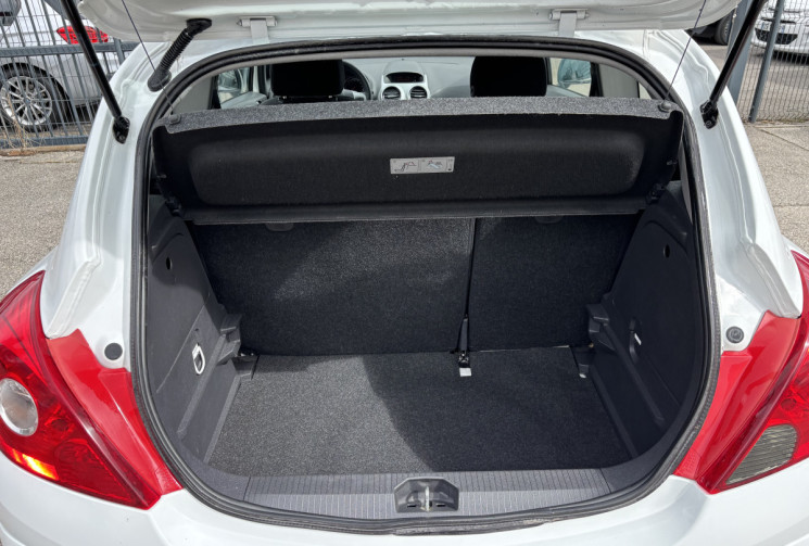 Opel Corsa 1.2 Edition 85 ch