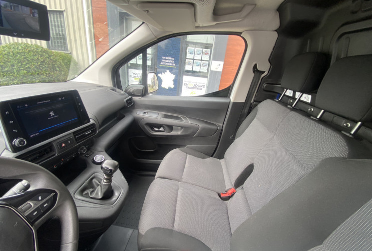 Peugeot Partner 1.5 BlueHDi 130 cv Peugeot Partner 1.5 BlueHDi 130 cv