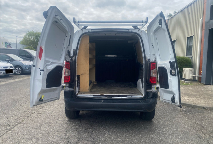 Peugeot Partner 1.5 BlueHDi 130 cv Peugeot Partner 1.5 BlueHDi 130 cv