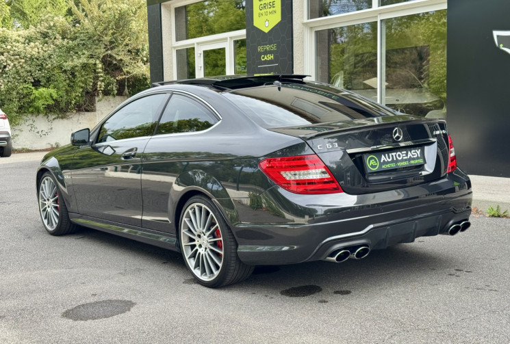 Mercedes CLASSE C COUPE 63 AMG 487 Pack Performance Plus W204 / 2e main / Ent. complet ( C63 PPP ) 