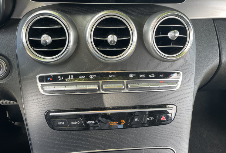 Mercedes CLASSE C COUPE 200 AMG Line 9G-Tronic 184 / Toit Ouvrant / Entretien Full Mercedes