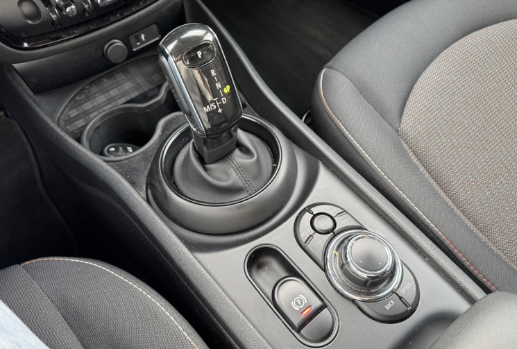 Mini Clubman COOPER BUSINESS DESIGN 136CH BVA