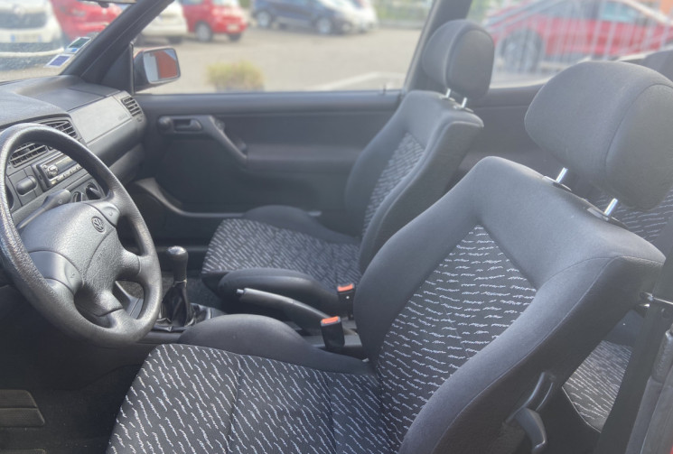Volkswagen Golf III CABRIOLET COAST  1.8 75ch